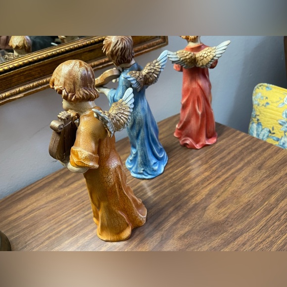 Unique angels statues playing , musical instruments - Picture 8 of 16